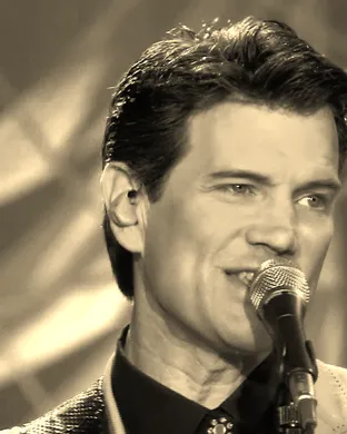 Chris Isaak