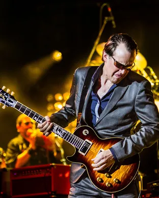 Joe Bonamassa Greensboro